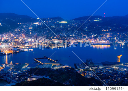 《長崎県》稲佐山の夜景・日本三大夜景 《長崎県》稲佐山の夜景・日本三大夜景 130991264