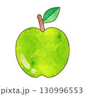 緑のりんごのアイコン（水彩風手描き）、線あり 130996553