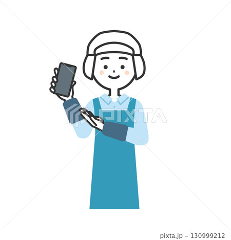 スマホを指す衛生帽をかぶってエプロンを付けた女性イラスト 130999212
