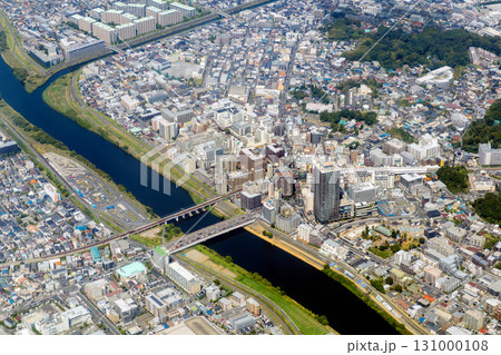 東急東横線の綱島駅付近を空撮 131000108