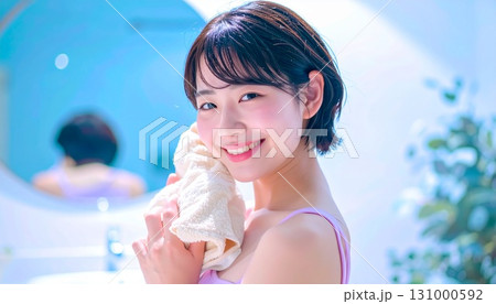 洗顔する女性、ポートレート、ビューティー、紫外線 131000592