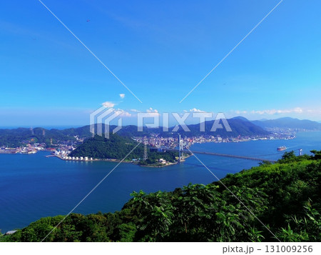 火の山公園より望む関門海峡(山口県下関市) 火の山公園より望む関門海峡(山口県下関市) 131009256