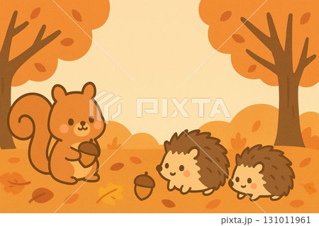 秋の森で遊ぶ動物たち 131011961