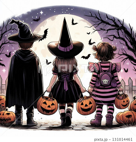 ハロウィンの夜を楽しむ子どもたち 131014461