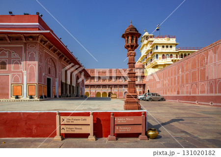 シティー・パレス 131020182