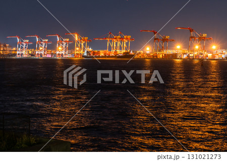 《東京都》ガントリークレーン・大井コンテナターミナル 131021273