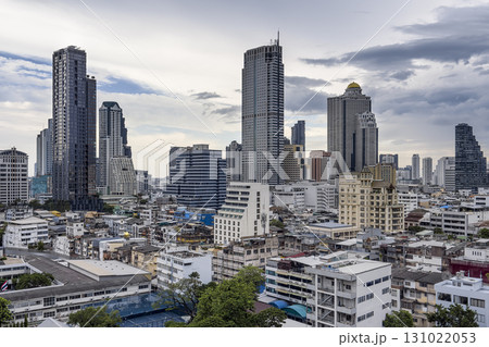 タイ・バンコク シーロム~サトーンエリアの都市風景・眺望 / Bangkok, Thailand タイ・バンコク シーロム~サトーンエリアの都市風景・眺望 / Bangkok, Thailand 131022053
