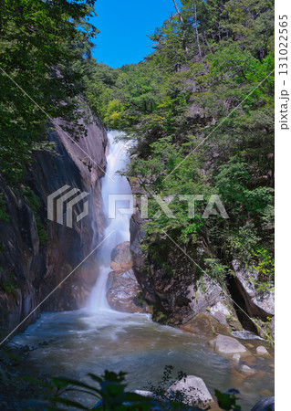昇仙峡夏の仙娥滝 131022565