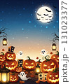 夕暮れの公園と満月を背景にしたハロウィンイラスト（かぼちゃとおばけ） 131023377