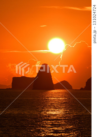 五島灘、角力灘、大角力の夕景 五島灘、角力灘、大角力の夕景 131024724