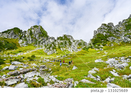 長野県中央アルプスの木曽駒ヶ岳 長野県中央アルプスの木曽駒ヶ岳 131025689