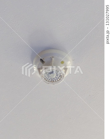 消防設備　熱感知器（定温式スポット型感知器） 131027995