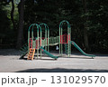 夏の昼、公園に佇む遊具 Colorful slide in Tokyo 131029570