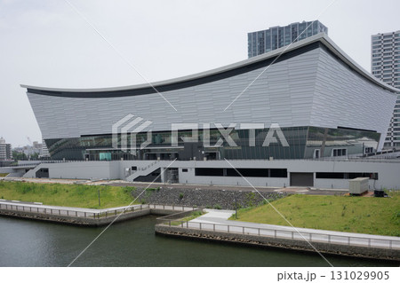 東京江東区の有明アリーナ、東雲運河に佇む有明スーパーアリーナ 東京江東区の有明アリーナ、東雲運河に佇む有明スーパーアリーナ 131029905