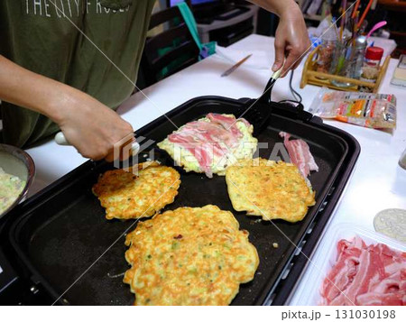 お好み焼き　料理　キッチン 131030198