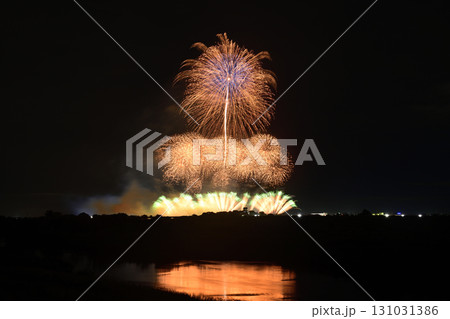 四大花火師の饗宴 <利根川大花火大会2025> 四大花火師の饗宴 <利根川大花火大会2025> 131031386