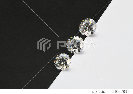 Diamonds on black and white background Diamonds on black and white background 131032099