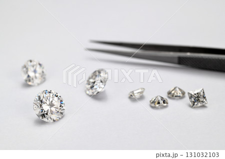 Luxury Diamonds and Jewelry Tweezers Luxury Diamonds and Jewelry Tweezers 131032103