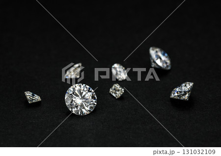 Diamonds on The Black Background 131032109