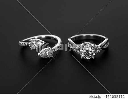 Engagement Gold Ring With Luxury Diamond 131032112