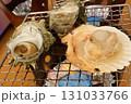 ホタテとサザエの網焼き 131033766