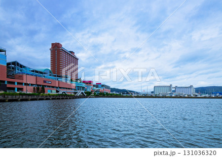 グラウンドパーク小樽　ウイングベイ小樽方面を望む 131036320