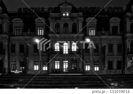 Old Kiev: city architecture, black and white photo 131039018