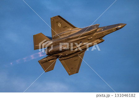 カナダのエアショーでの戦闘機 カナダのエアショーでの戦闘機 131046182