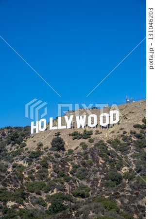 アメリカカリフォルニアのハリウッドサイン 131046203