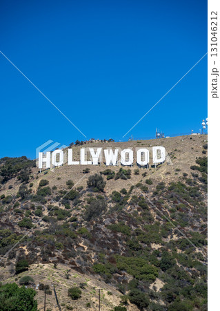 アメリカカリフォルニアのハリウッドサイン 131046212