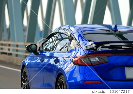 青い国産スポーツカー 131047217