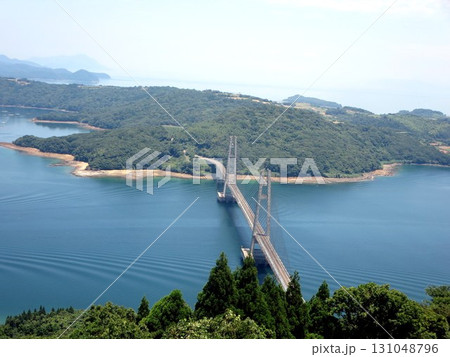 長島の伊唐島にかかる伊唐大橋 長島の伊唐島にかかる伊唐大橋 131048796