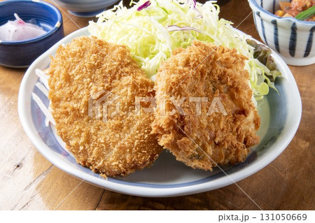 大きなコロッケ 大きなコロッケ 131050669