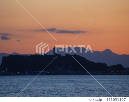 湘南の夕暮れ 湘南の夕暮れ 131051197