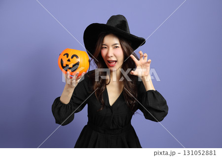 Halloween Woman Halloween Woman 131052881