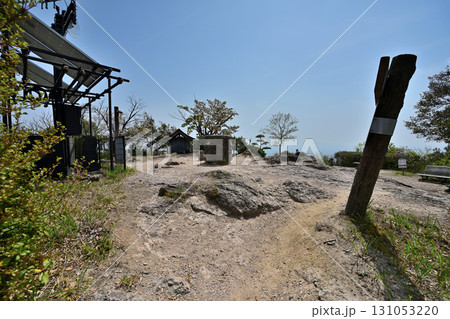 播磨「三草山城」曲輪と眺望 源平合戦ゆかりの地 播磨「三草山城」曲輪と眺望 源平合戦ゆかりの地 131053220