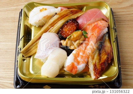 上握り寿司弁当 131056322