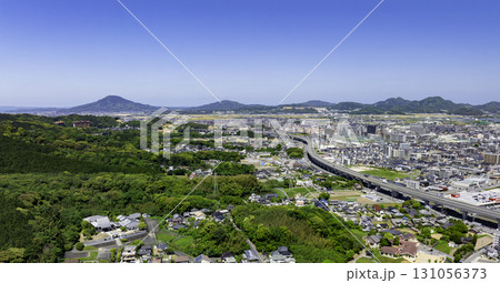 九州学研都市駅、九州大学、可也山を望むドローン空撮 九州学研都市駅、九州大学、可也山を望むドローン空撮 131056373