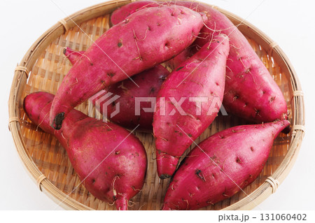 新鮮なサツマイモ 131060402