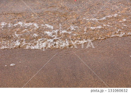 猪苗代湖白浜の波打ち際 131060632