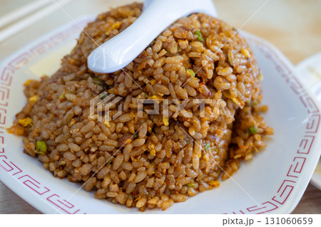 日本の町中華のとても美味しいチャーハン 131060659