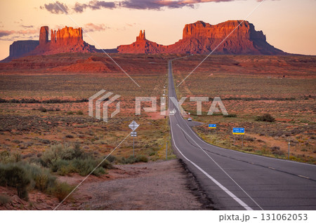 Forrest Gump Point at sunrise. Long road leading to Monument Valley in Utah, USA 131062053