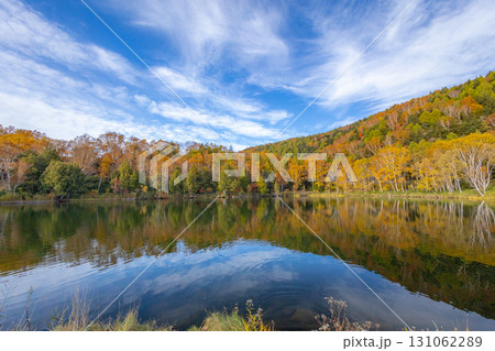 秋色深まる志賀高原 木戸池 131062289