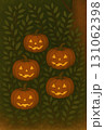 ハロウィンのジャックオランタンが並んだレトロ風ガーランド背景 131062398