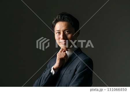 ミドル男性 ポートレート ミドル男性 ポートレート 131066850