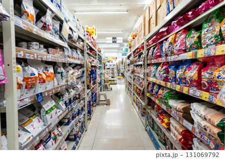 コーナン三鷹店　ペット用品売り場　ペットフード　東京都三鷹市野崎 131069792