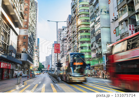 香港の朝　九龍（クーロン） 131075714