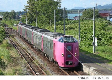 美深駅へ到着したキハ261系はまなす編成特急サロベツ　はまなす編成　特急サロベツ 131076050