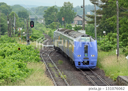 美深駅に停車する特急サロベツ　特急サロベツ　宗谷本線 131076062