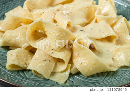 pasta papardelle in creamy garlic sauce, traditional Italian cuisine, pasta carbonara, homemade, no people, 131078946